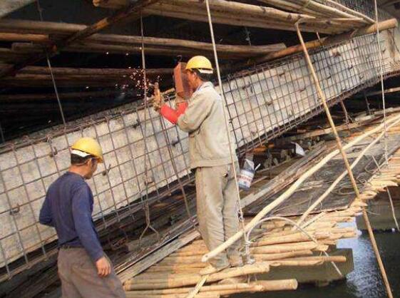加固施工现场